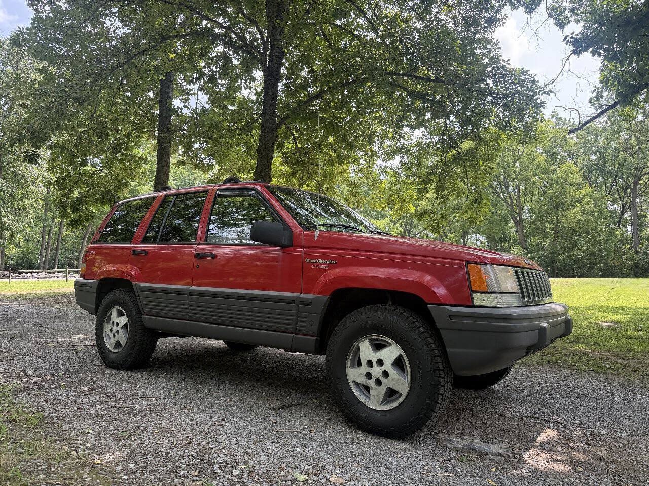Used 1995 Jeep Grand Cherokee Laredo AWD/4WD image 6