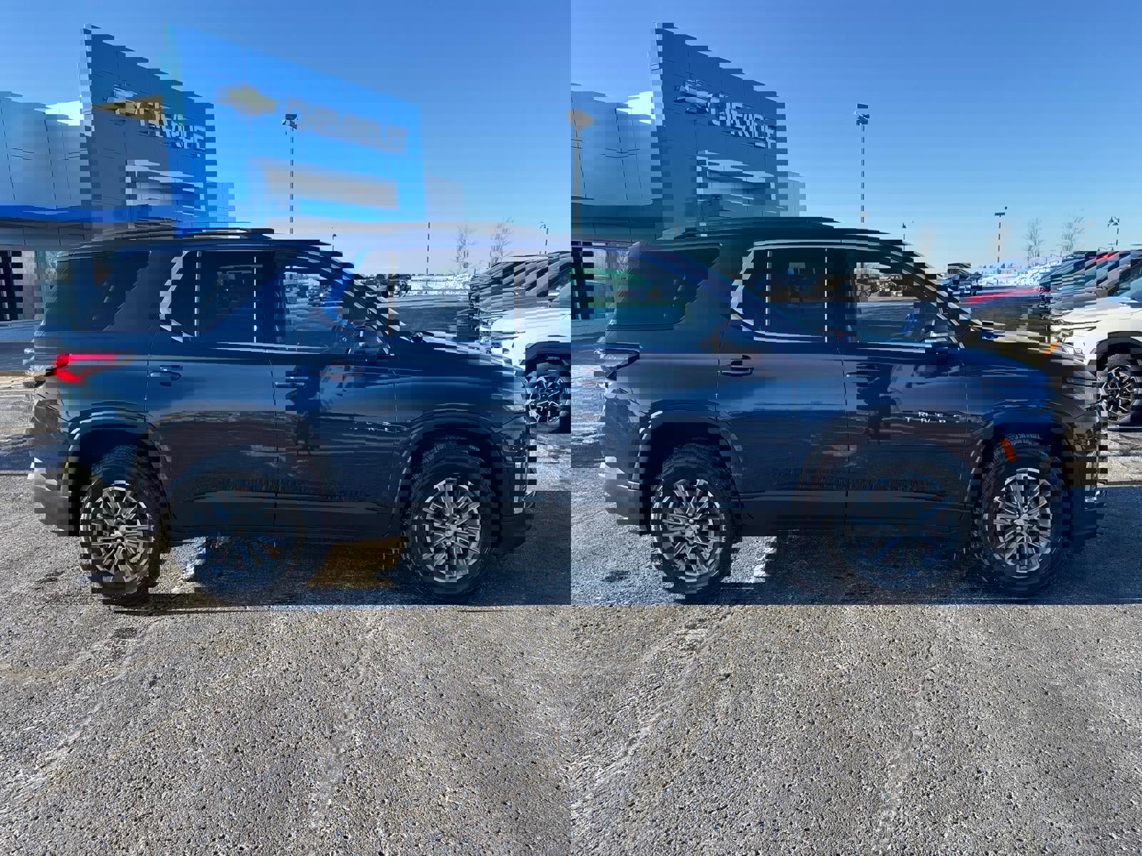 Certified 2023 Chevrolet Traverse LT w/ LPO, Floor Liner Package image 2