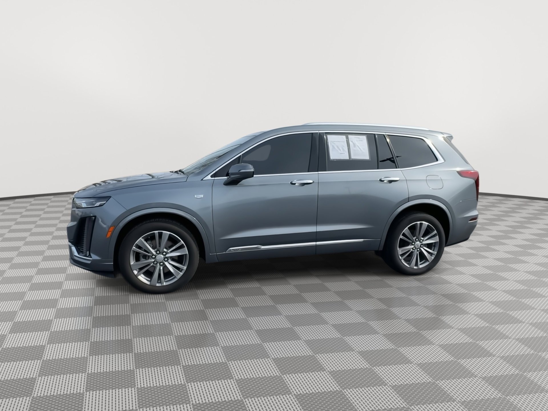 Certified 2022 Cadillac XT6 Premium Luxury image 5