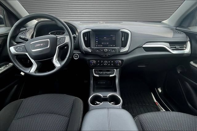Used 2023 GMC Terrain SLE w/ Driver Convenience Package FWD image 7