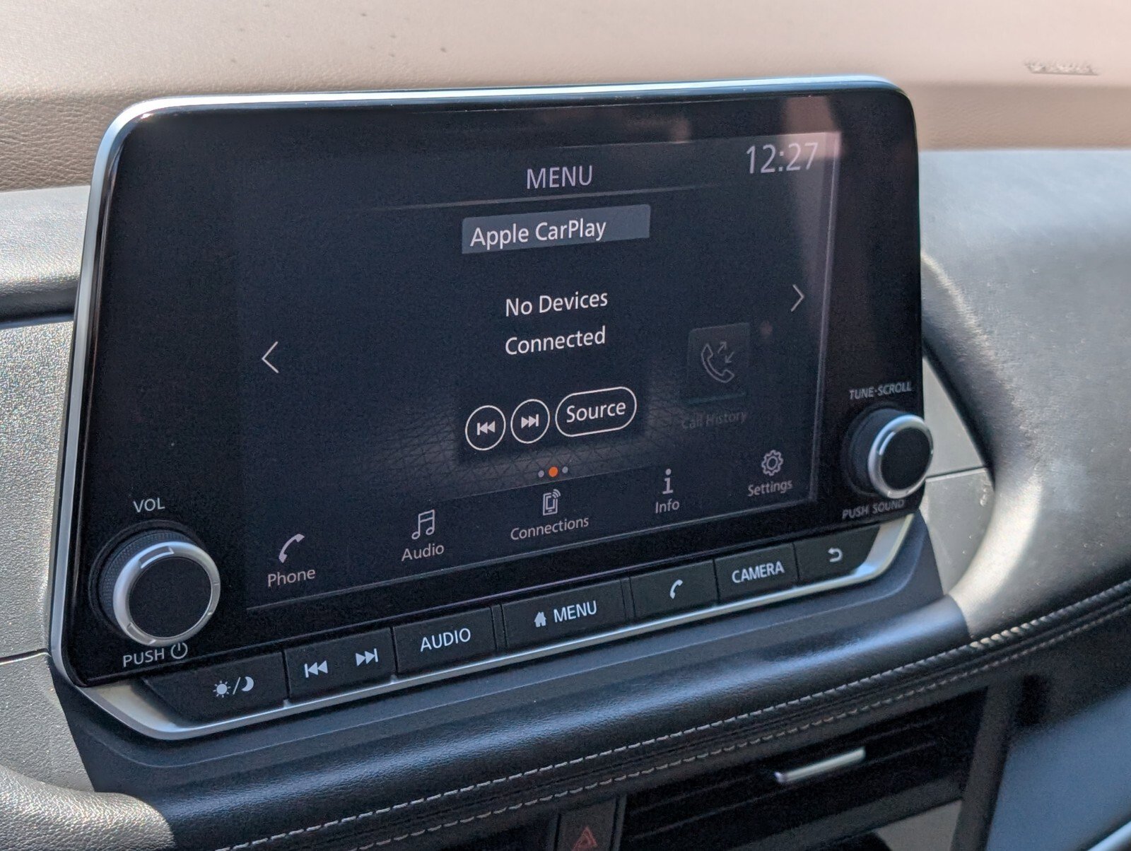 Used 2023 Nissan Rogue S FWD image 22