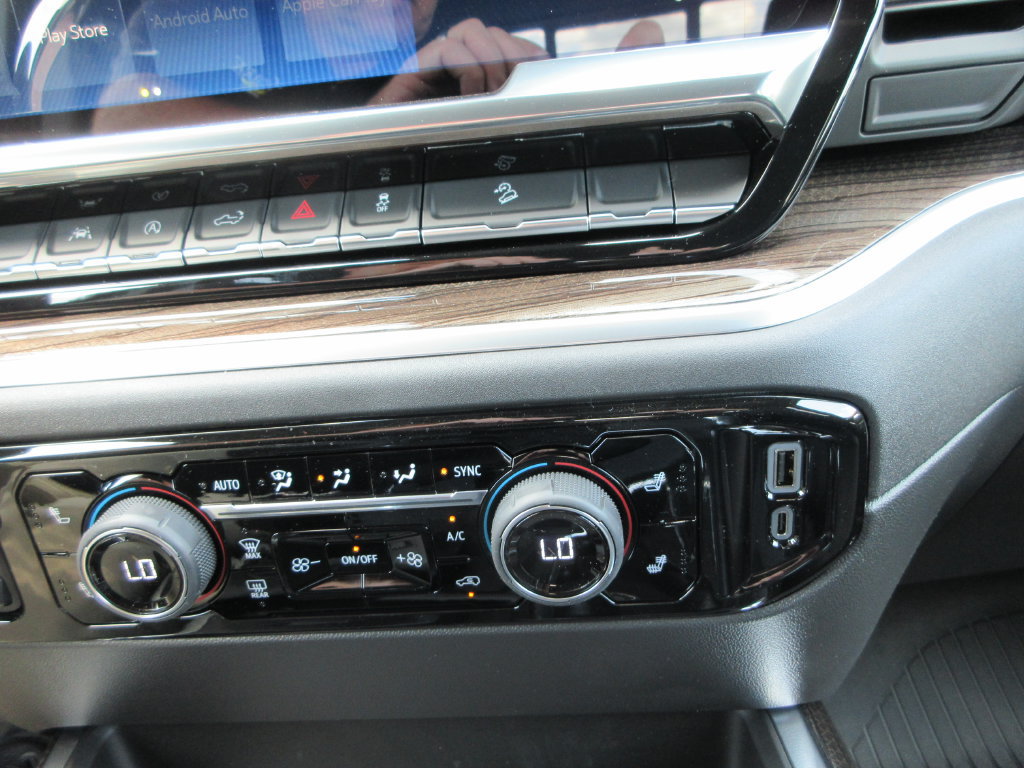 New 2026 Chevrolet Silverado 1500 RST AWD/4WD image 34