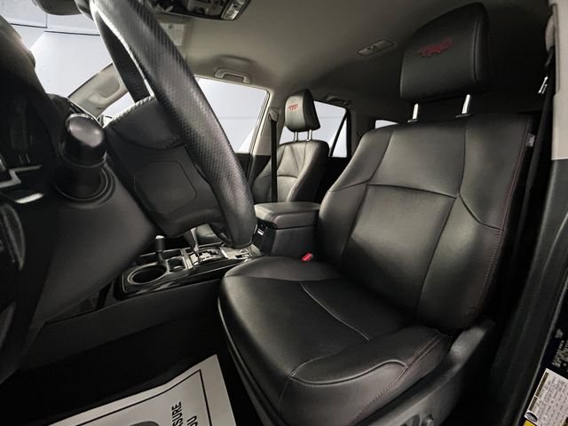 Used 2023 Toyota 4Runner TRD Off-Road Premium AWD/4WD image 8