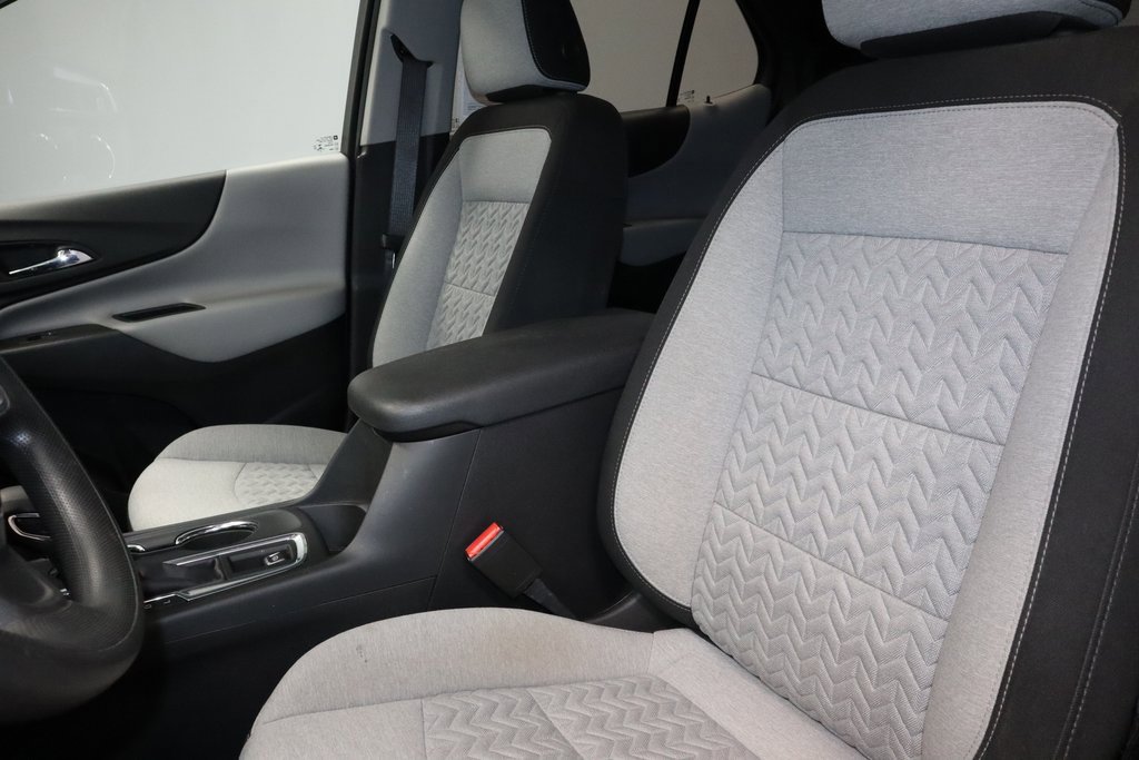 Used 2022 Chevrolet Equinox LS w/ LS Convenience Package image 25