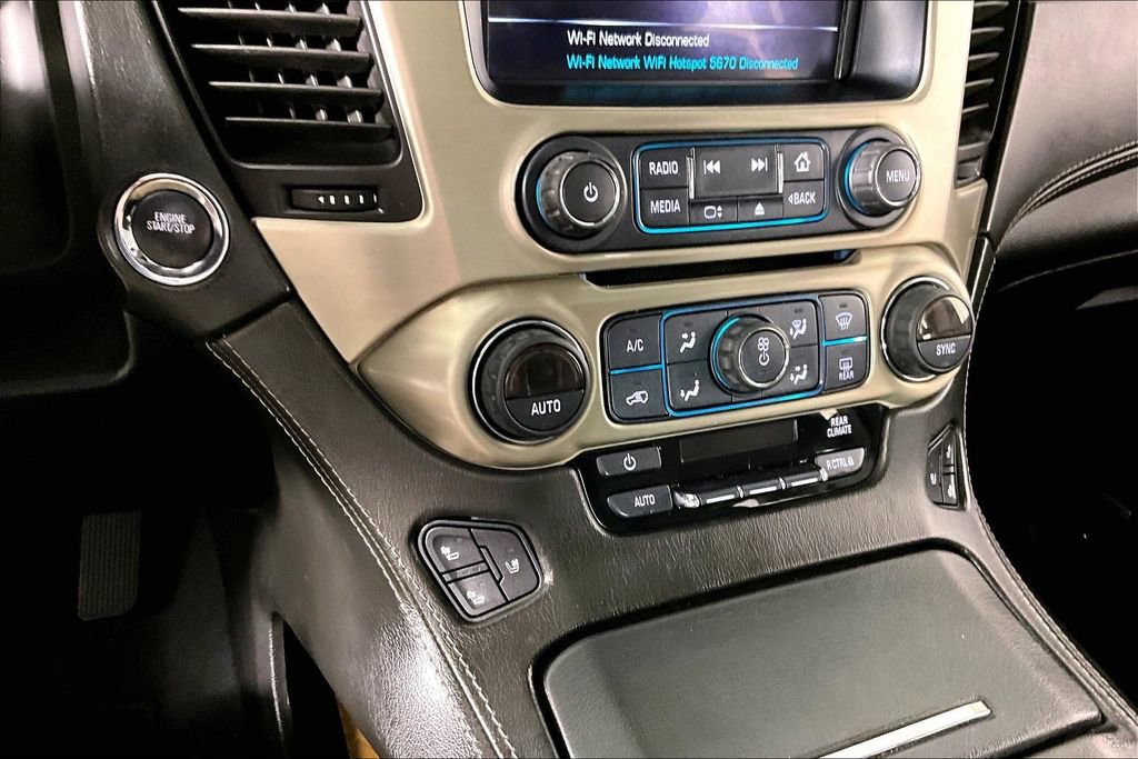 Certified 2019 GMC Yukon Denali w/ Denali Ultimate Package AWD/4WD image 14
