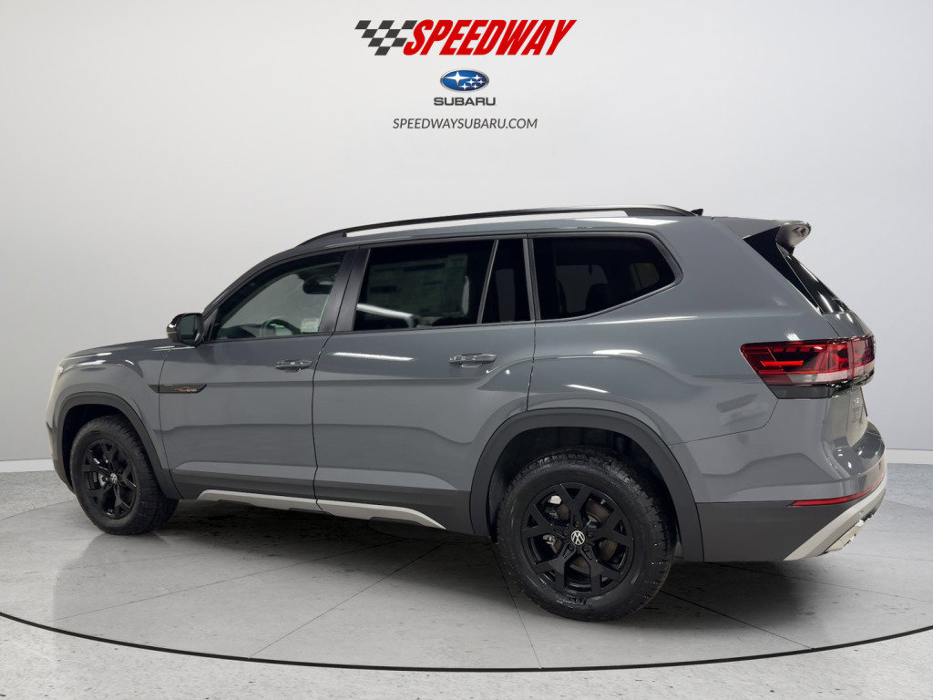 New 2026 Volkswagen Atlas Peak Edition image 7