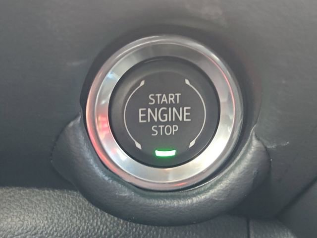 Used 2025 Chevrolet Suburban LS image 17