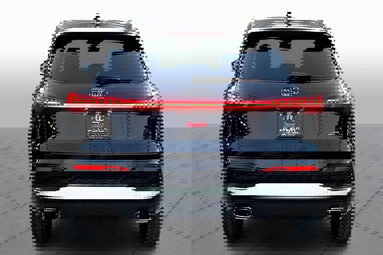 Certified 2025 Audi Q5 Premium Plus w/ Premium Plus image 5