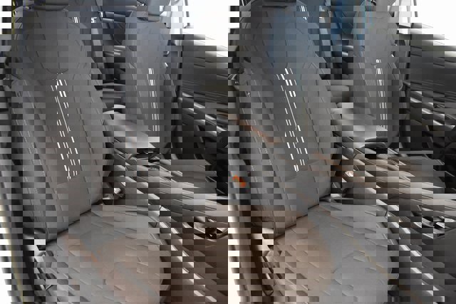 Used 2025 Hyundai Elantra SEL image 6