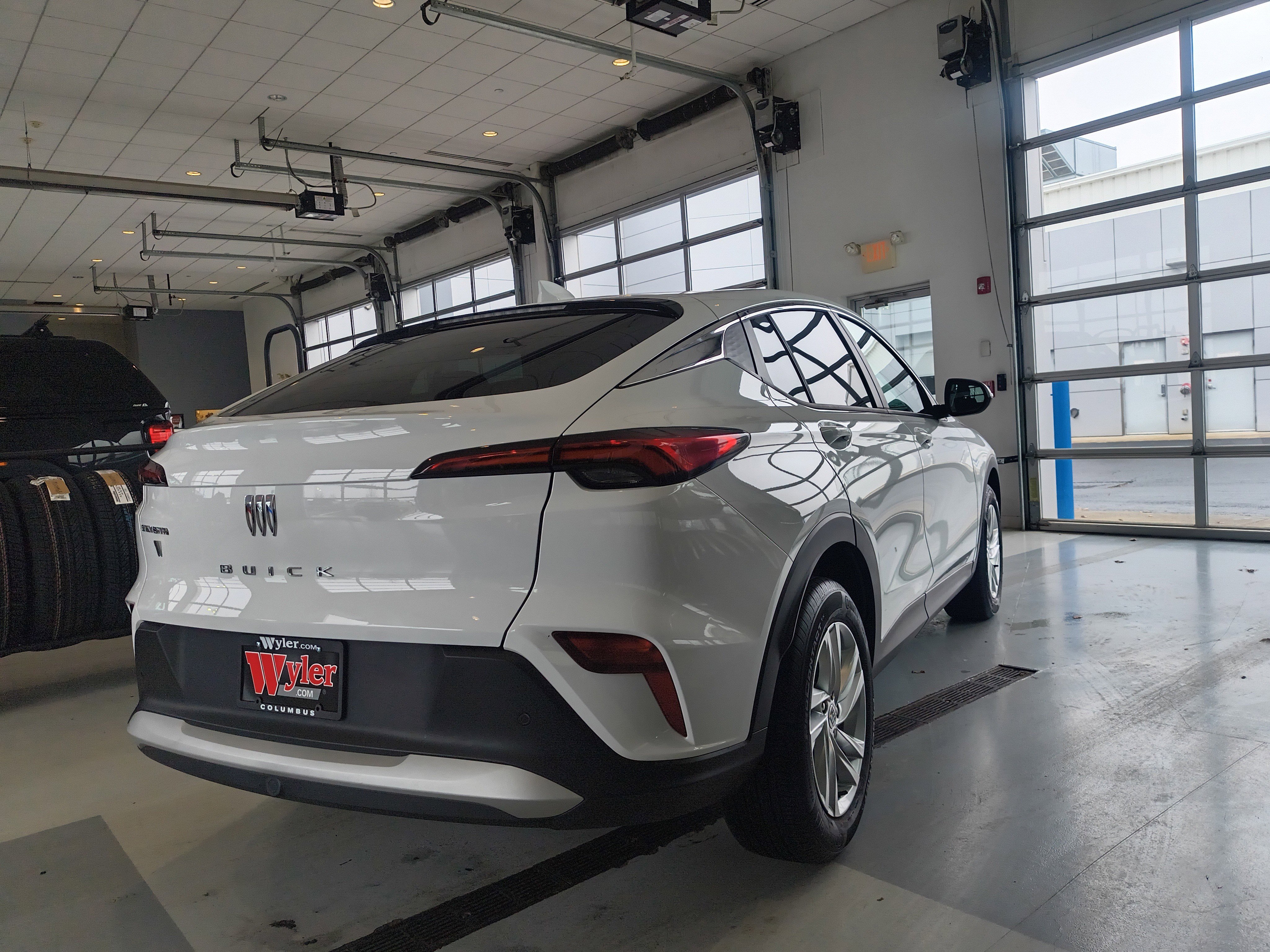 Used 2025 Buick Envista Preferred w/ Convenience I Package image 4