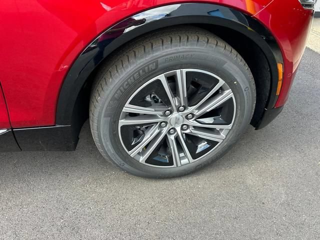New 2026 Cadillac Lyriq Premium Luxury w/ LPO, Floor Liner Package AWD/4WD image 27