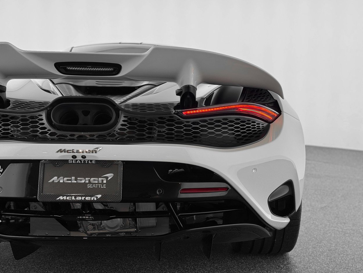 Used 2024 McLaren 750S image 50