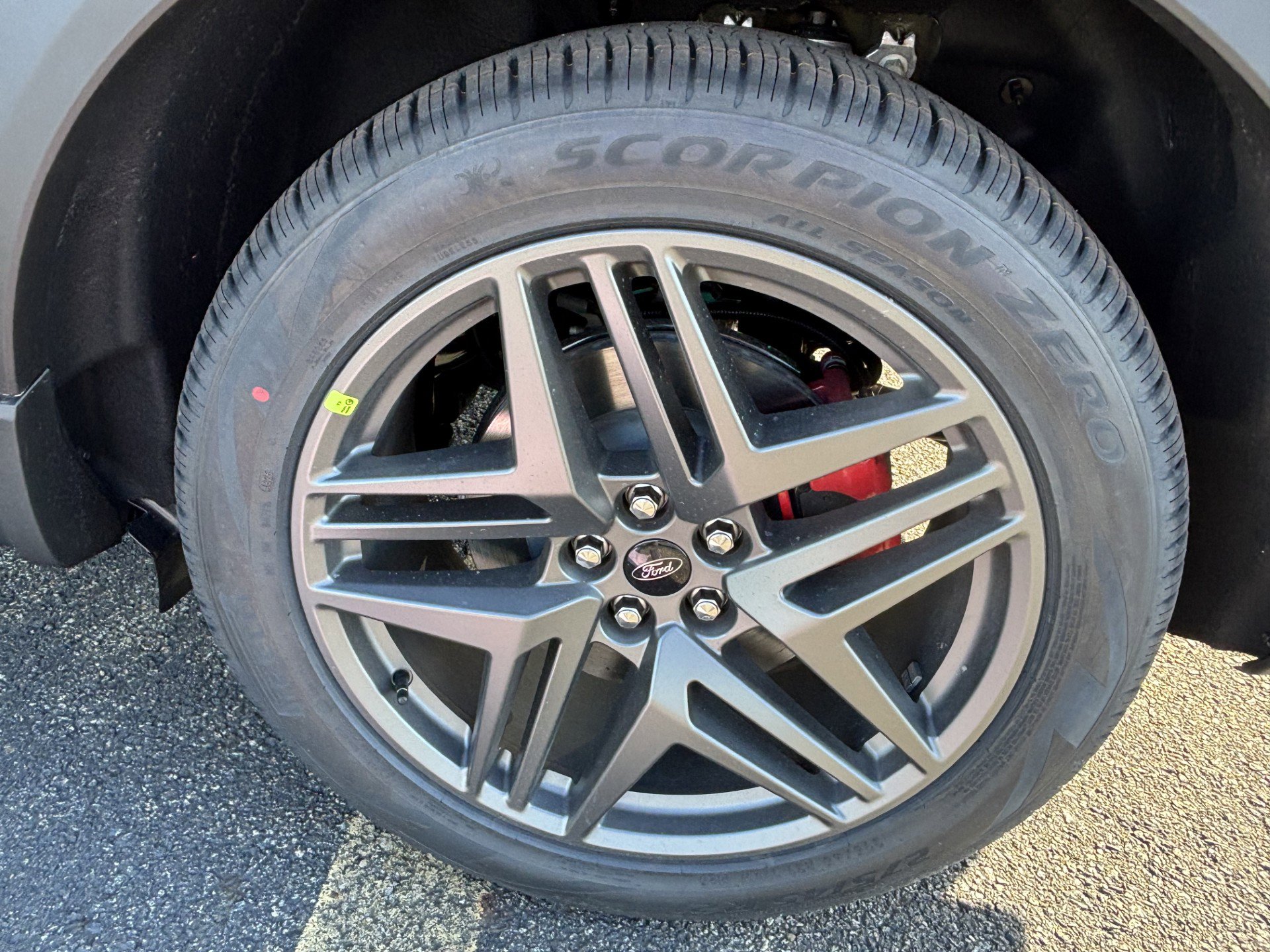 New 2026 Ford Explorer ST image 28