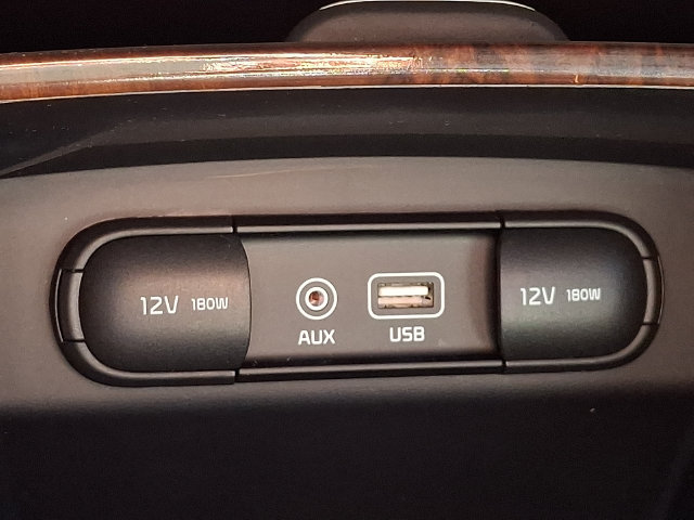 Used 2018 Kia Sorento EX AWD/4WD image 25