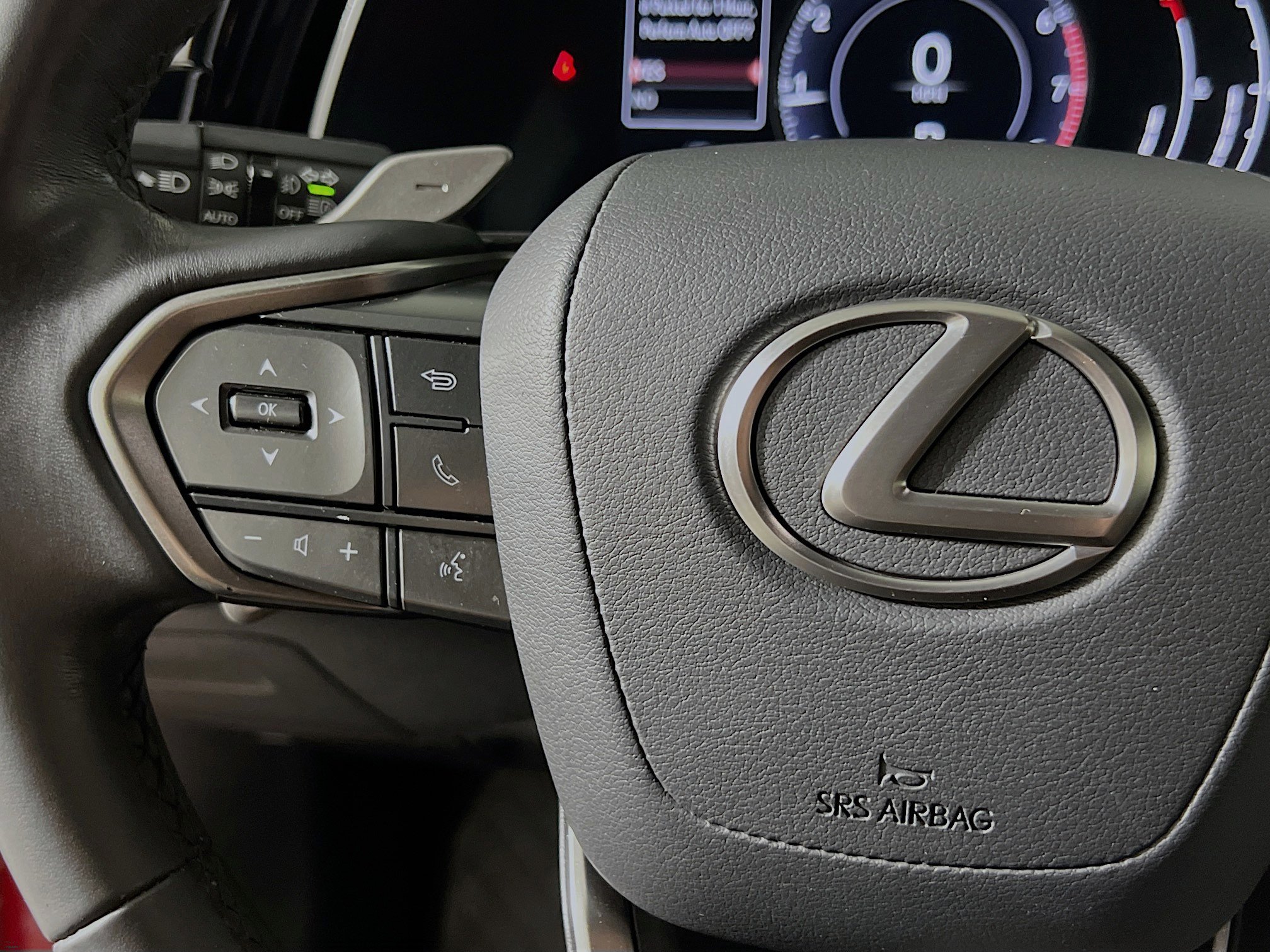 Used 2024 Lexus RX 350 FWD w/ Technology Package image 19