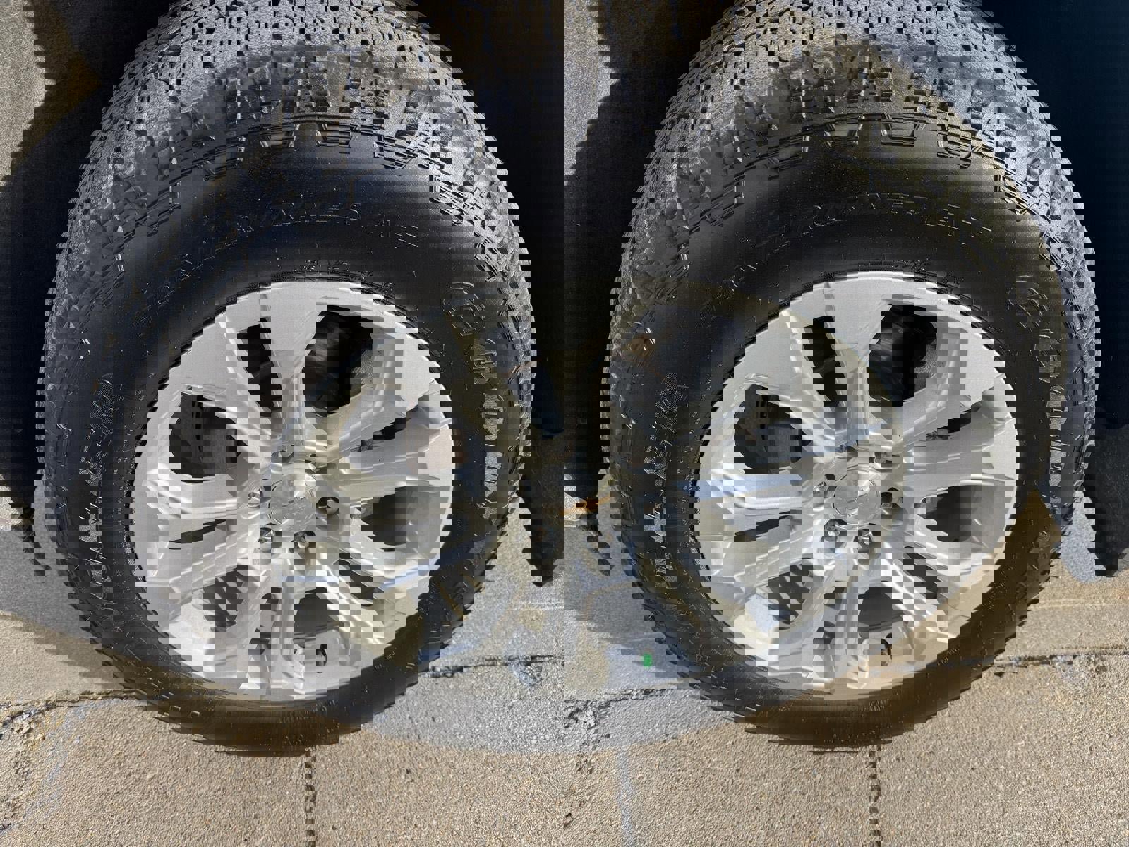 Used 2022 Chevrolet Silverado 1500 LTZ image 5