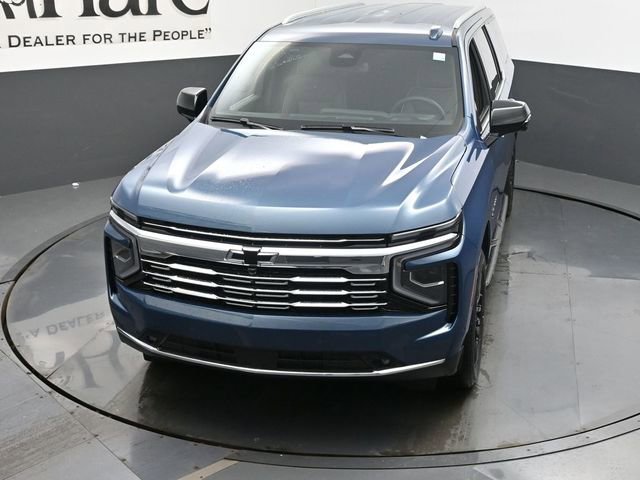New 2025 Chevrolet Suburban Premier image 25
