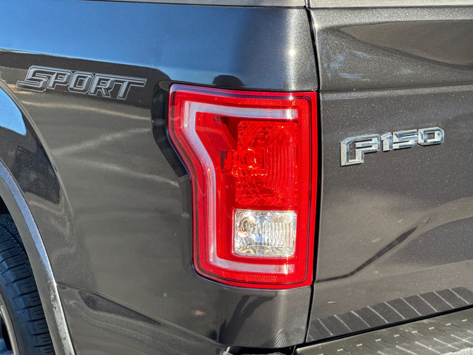 Used 2015 Ford F150 XLT w/ Equipment Group 301A Mid RWD image 25