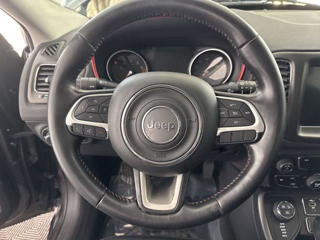 Used 2019 Jeep Compass Trailhawk AWD/4WD image 31