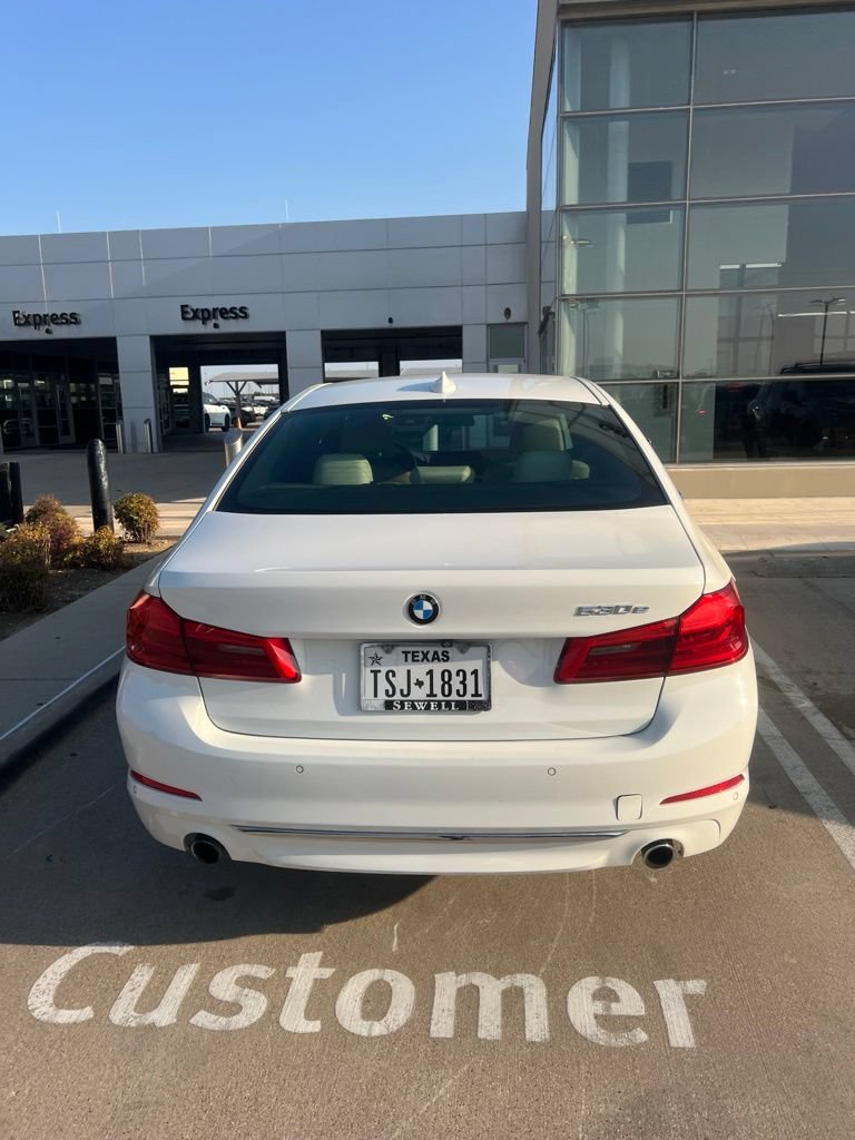 Used 2018 BMW 530e RWD image 5