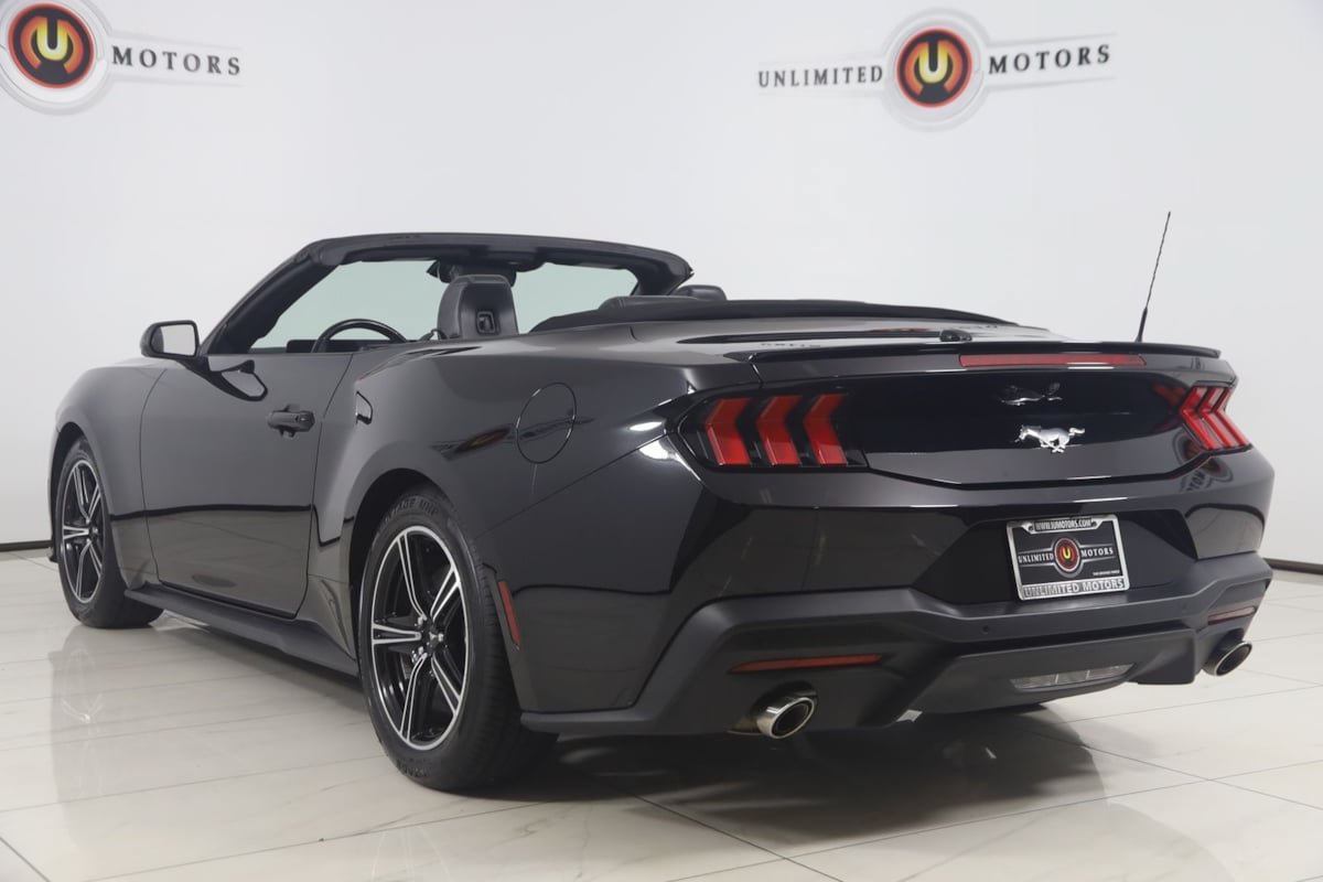 Used 2024 Ford Mustang Premium RWD image 27