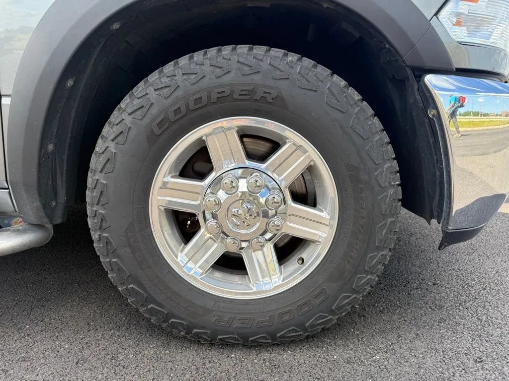 Used 2011 RAM 3500 Laramie w/ Cold Weather Group RWD image 11