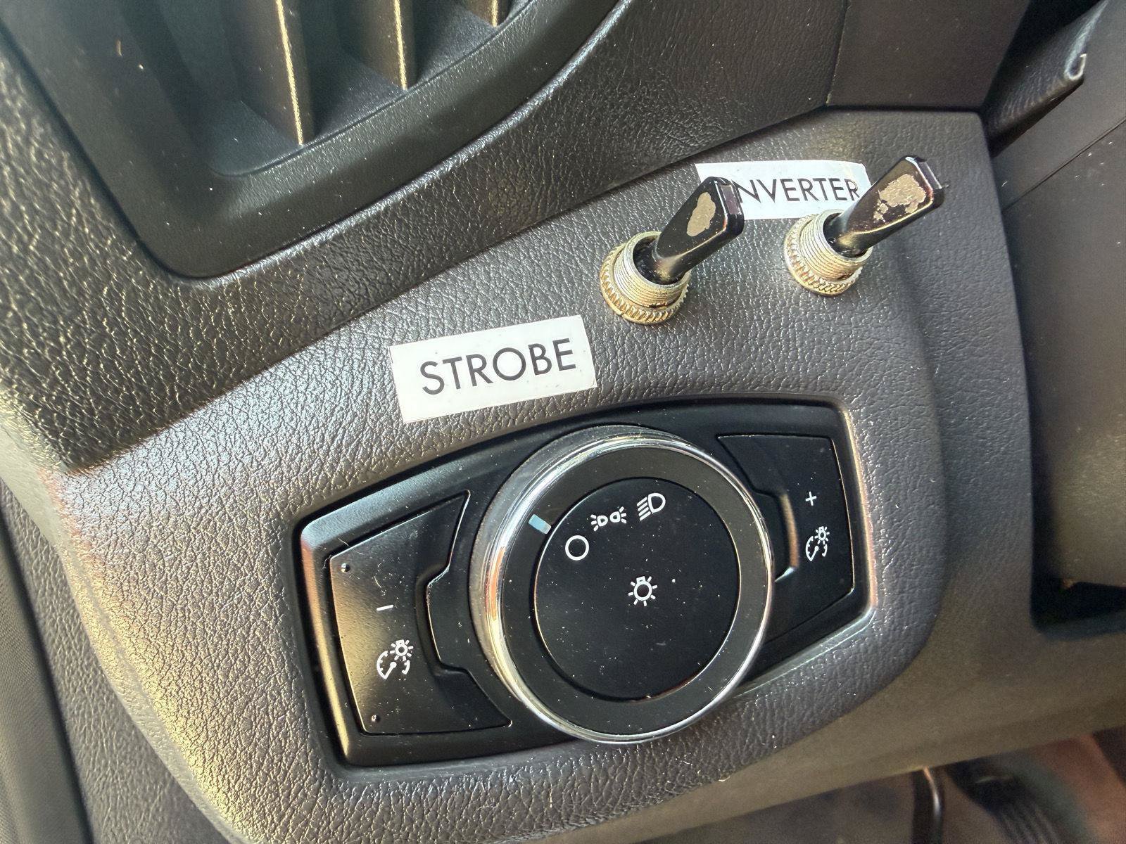 Used 2016 Ford Transit Connect XL FWD image 19