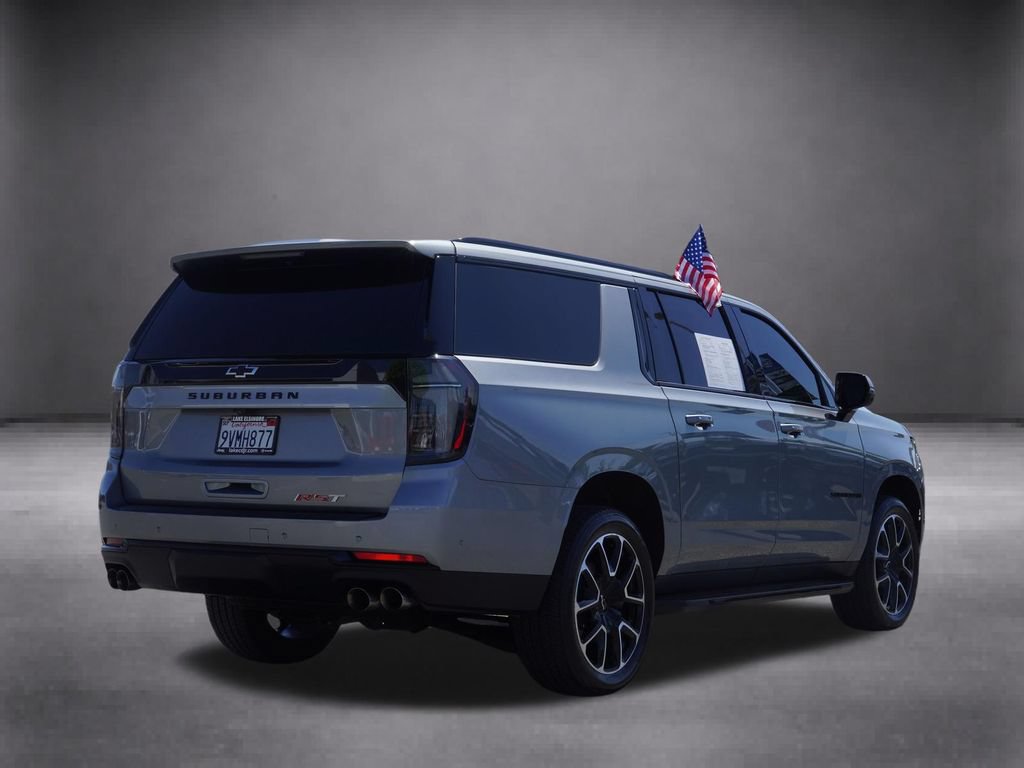 Used 2026 Chevrolet Suburban RST w/ Comfort Package RWD image 4