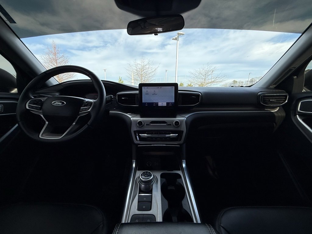 Certified 2023 Ford Explorer XLT w/ Equipment Group 202A image 30