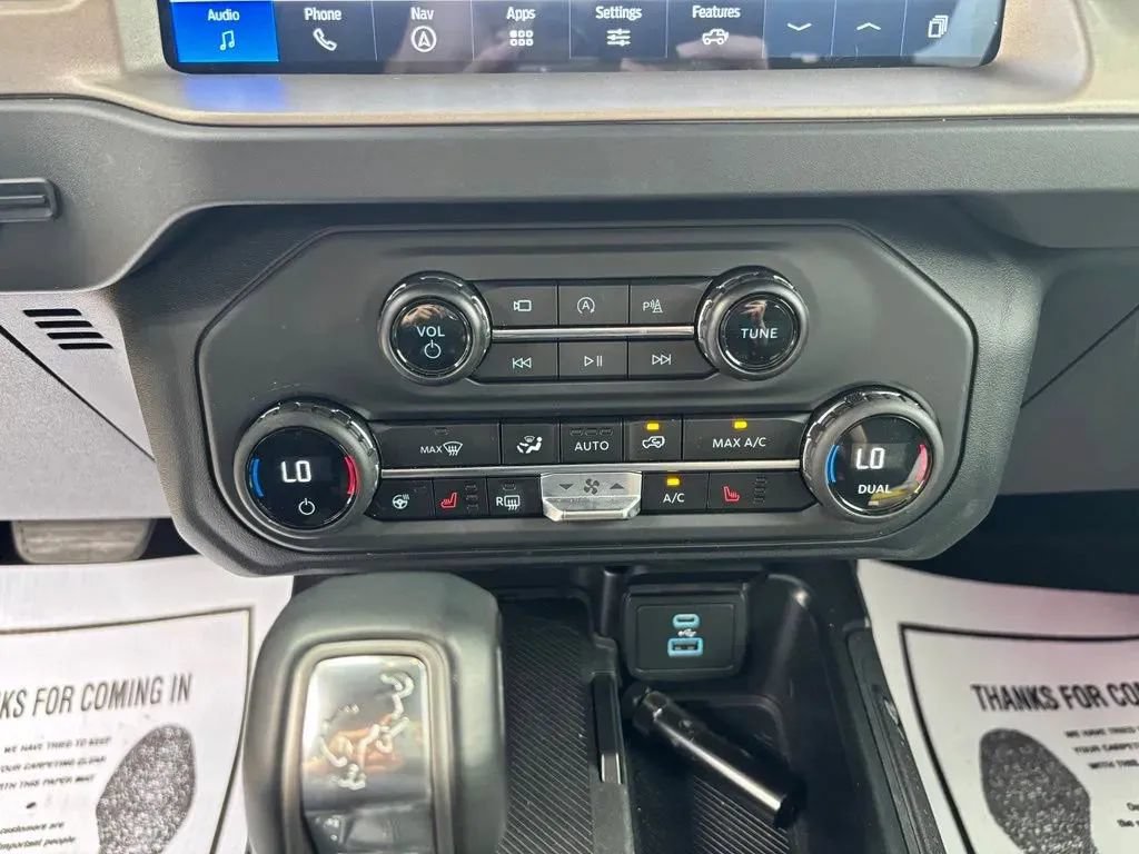Used 2025 Ford Bronco Outer Banks AWD/4WD image 18