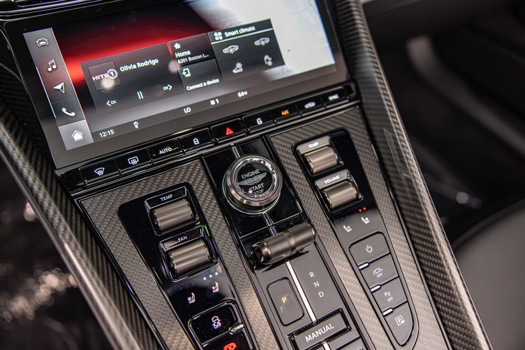 Used 2025 Aston Martin DB12 Convertible RWD image 27