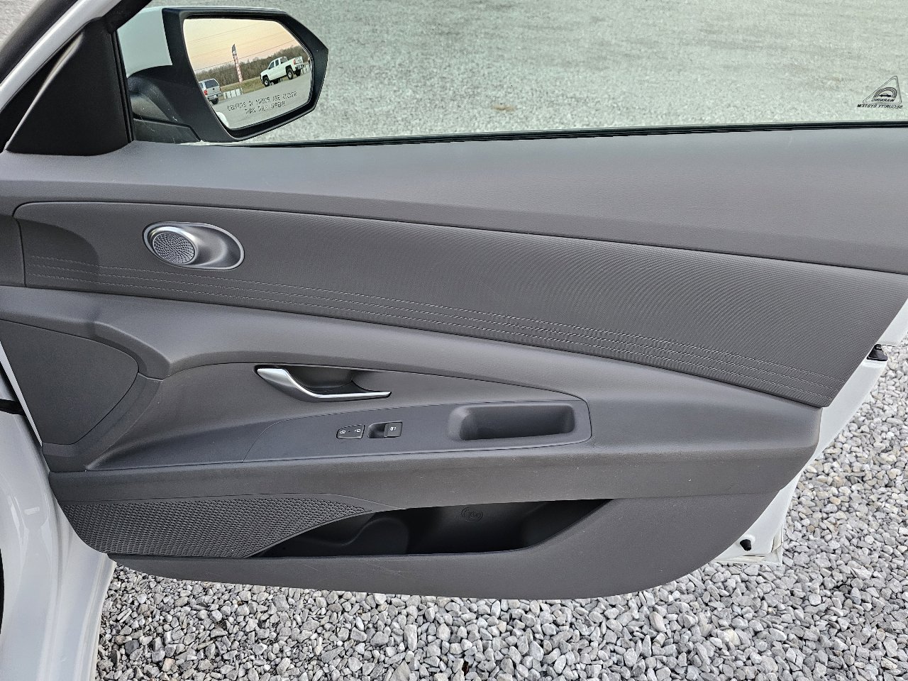 Used 2022 Hyundai Elantra SEL image 29