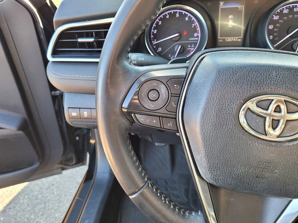 Used 2018 Toyota Camry SE image 22