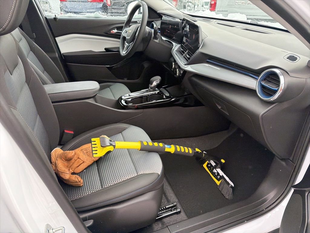 New 2026 Chevrolet Trax LT w/ Driver Confidence Package image 22