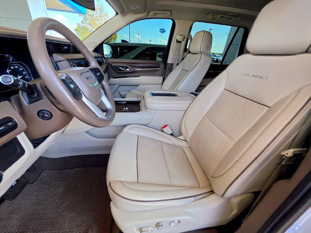 Used 2021 GMC Yukon Denali AWD/4WD image 21