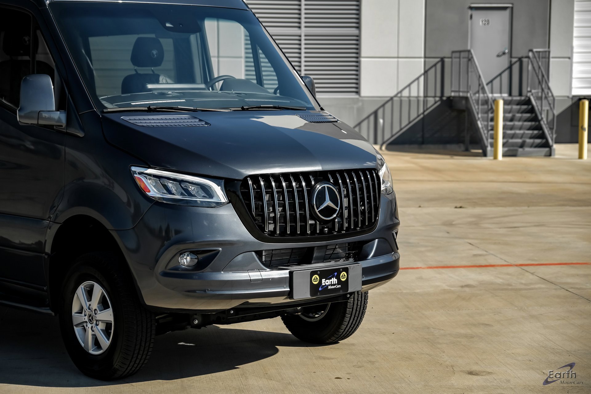 Used 2023 Mercedes-Benz Sprinter 2500 image 22