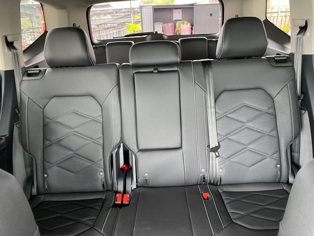 New 2026 Volkswagen Atlas SE FWD image 18