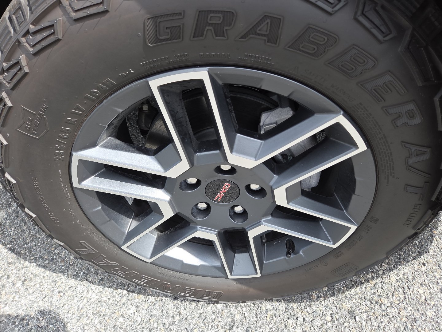 New 2026 GMC Terrain AT4 w/ Convenience Package III AWD/4WD image 13