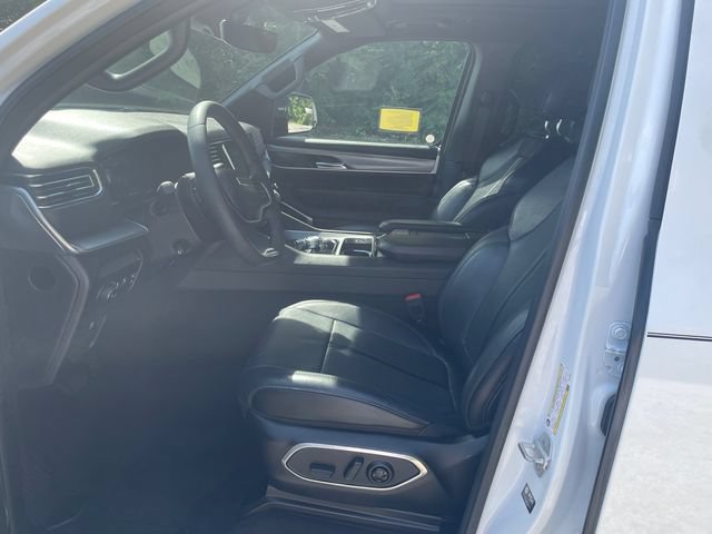 Certified 2023 Jeep Wagoneer Series II AWD/4WD image 44