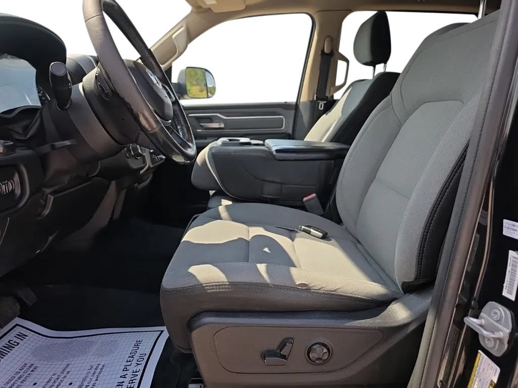 Used 2019 RAM 1500 Big Horn AWD/4WD image 15