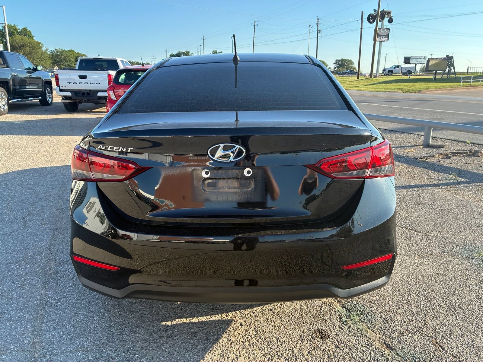 Used 2022 Hyundai Accent SE FWD image 8