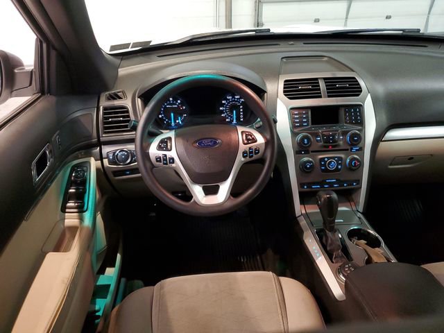 Used 2015 Ford Explorer 4WD image 15