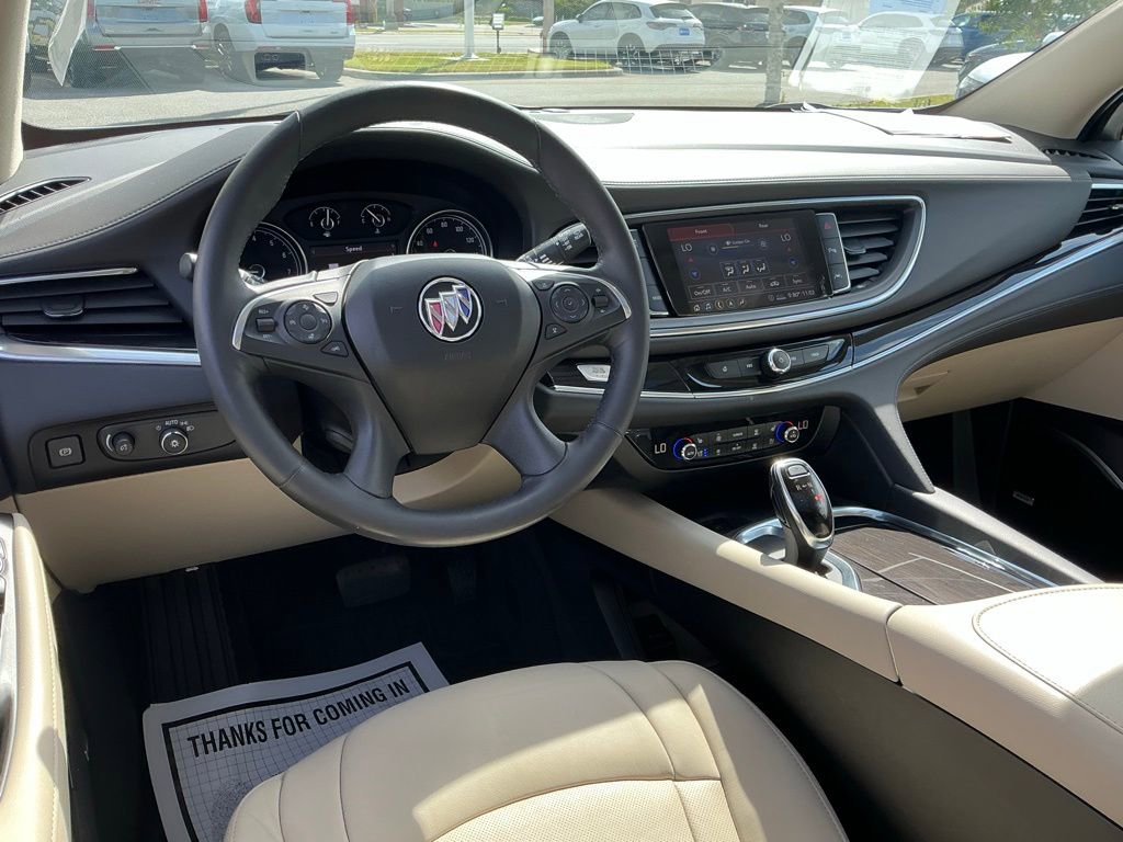 Used 2020 Buick Enclave Premium w/ Sun and Sites Package image 27