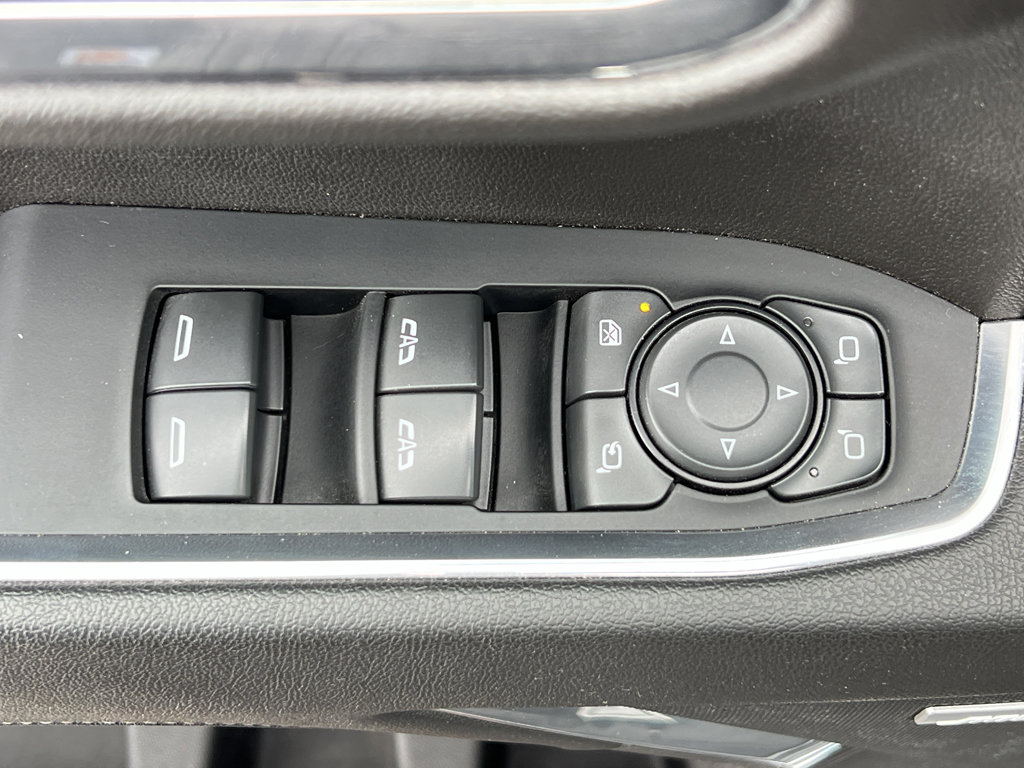 Used 2023 Chevrolet Silverado 1500 LTZ w/ Z71 Off-Road Package image 14