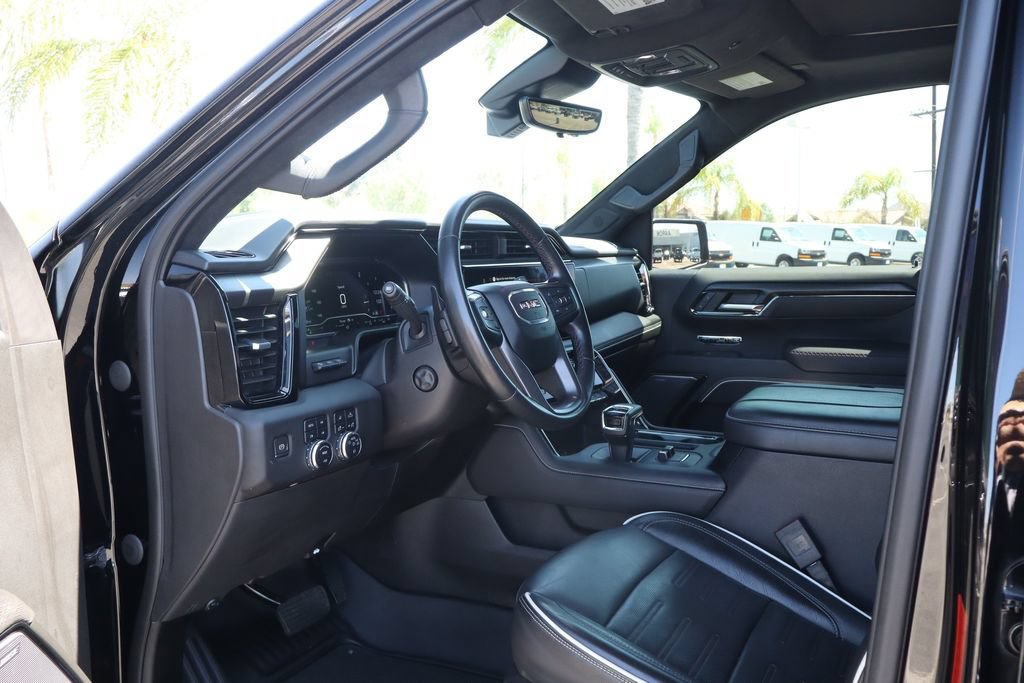 Used 2023 GMC Sierra 1500 AT4X AWD/4WD image 18