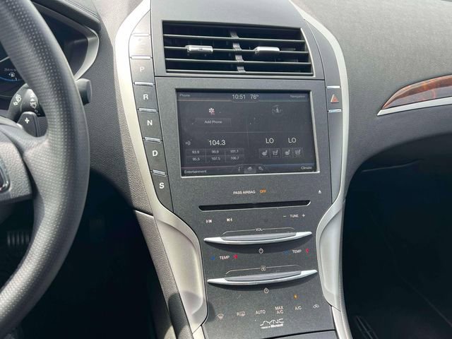 Used 2013 Lincoln MKZ FWD image 24