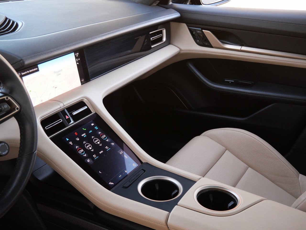 Used 2020 Porsche Taycan Turbo S image 15