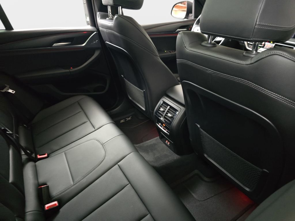 Used 2022 BMW X3 xDrive30i w/ Convenience Package w/ZPA image 14