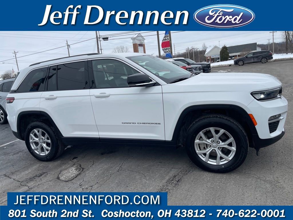 Used 2023 Jeep Grand Cherokee Limited AWD/4WD image 1