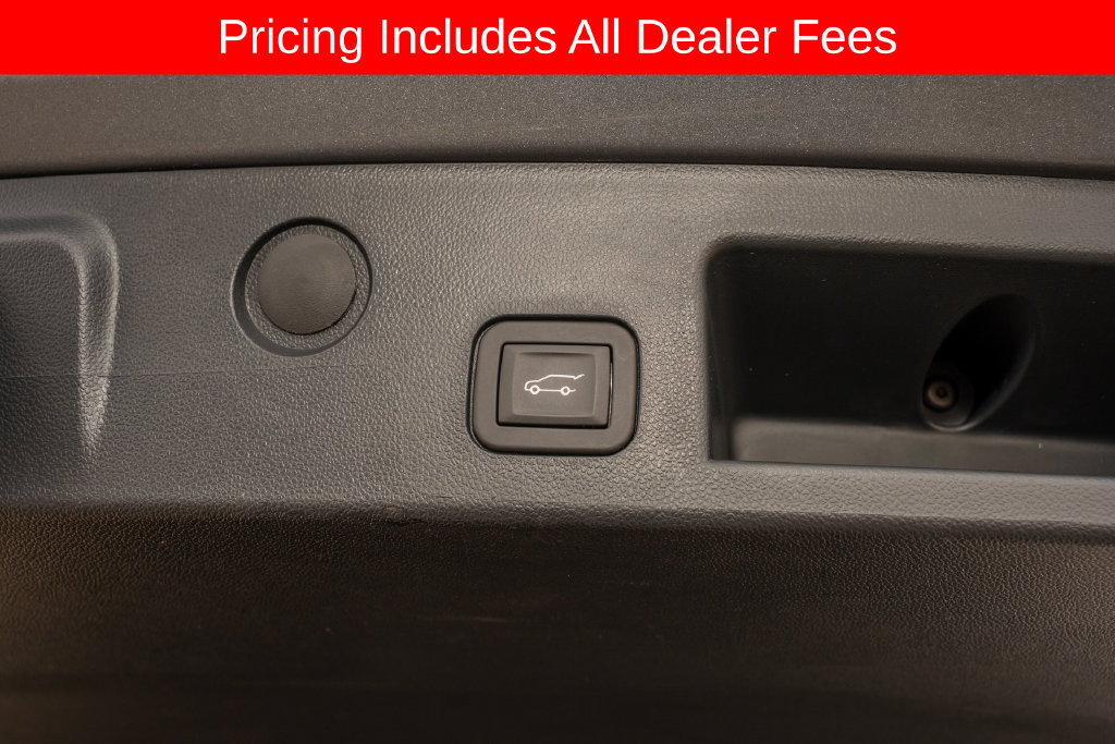 Used 2026 Chevrolet Equinox ACTIV w/ Convenience Package III AWD/4WD image 6